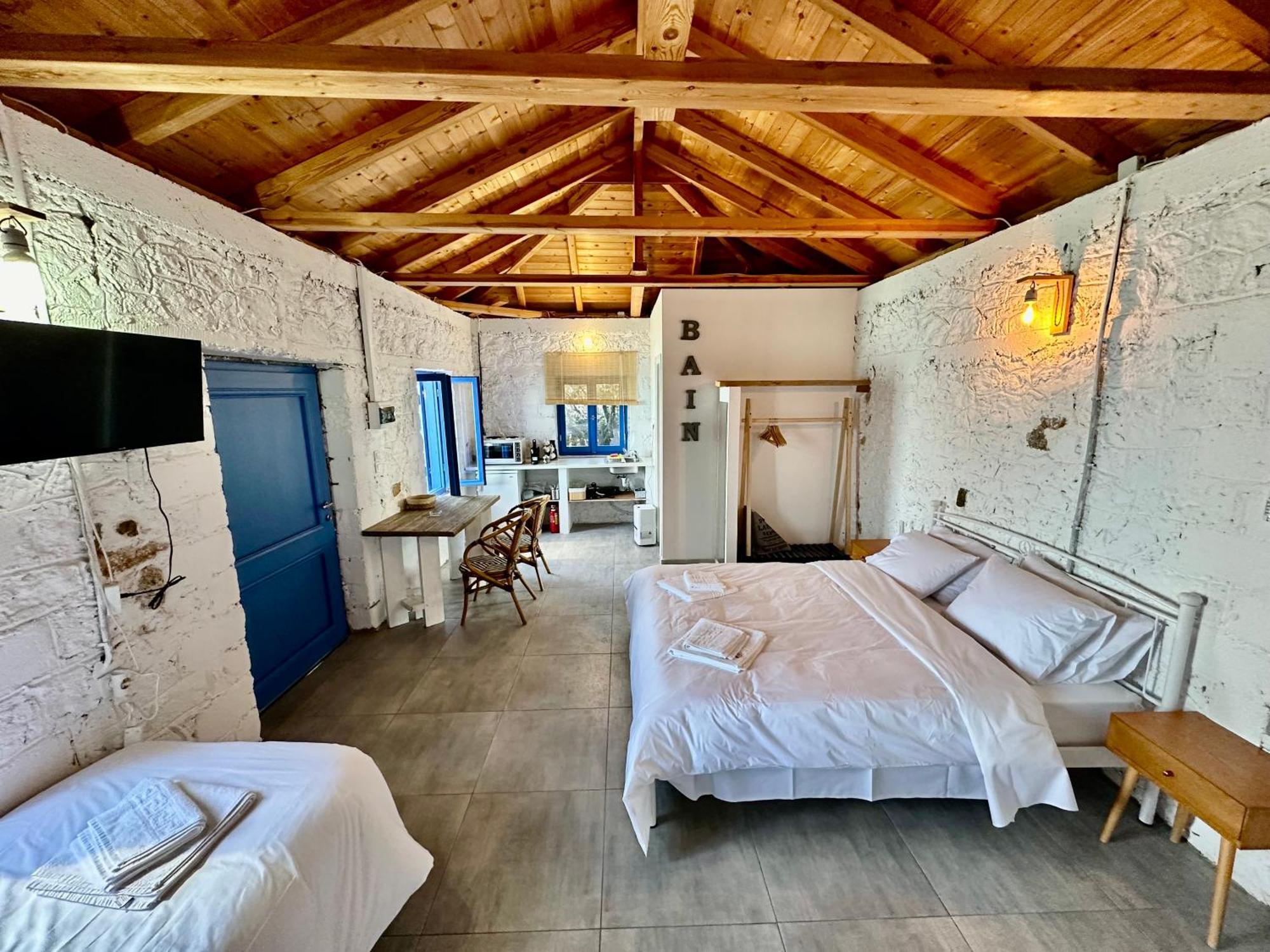 Appartement Rocksecret Edge à Kalamata Extérieur photo
