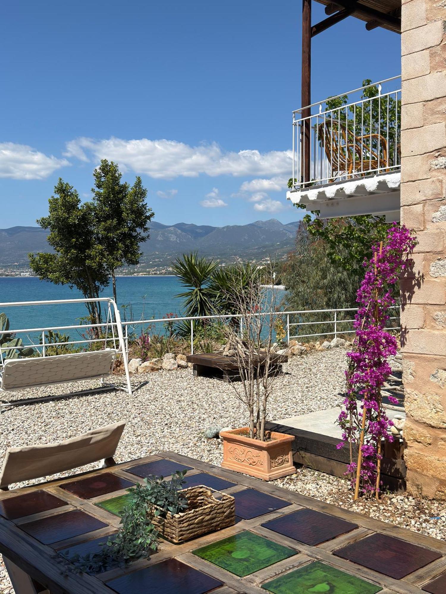 Appartement Rocksecret Edge à Kalamata Extérieur photo