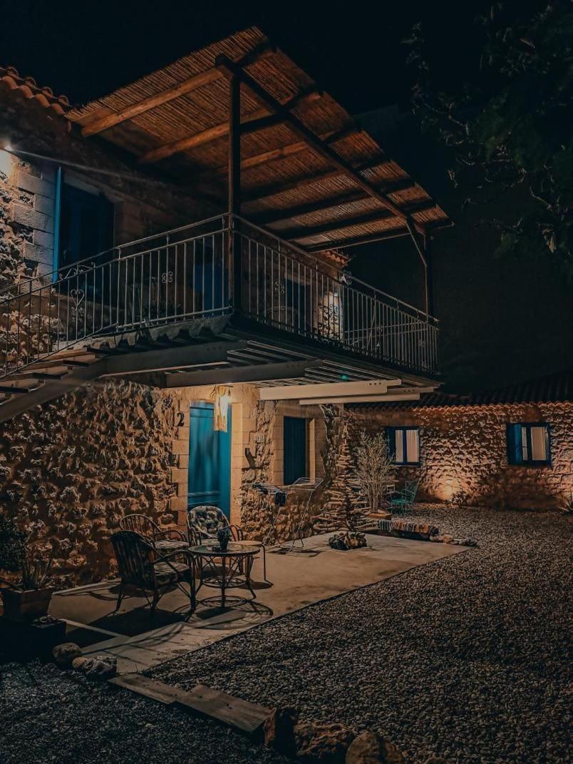Appartement Rocksecret Edge à Kalamata Extérieur photo